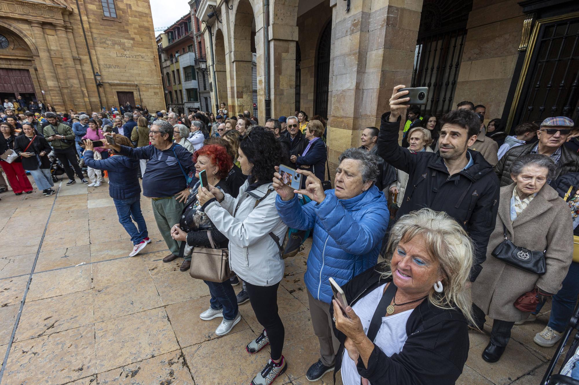 En imágenes | Cabalgata del Heraldo por las calles de Oviedo