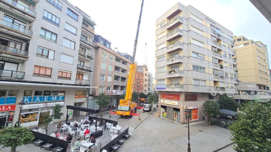 Las obras en un edificio obligan a cerrar parcial y temporalmente la plaza de Galicia de Vilagarcía
