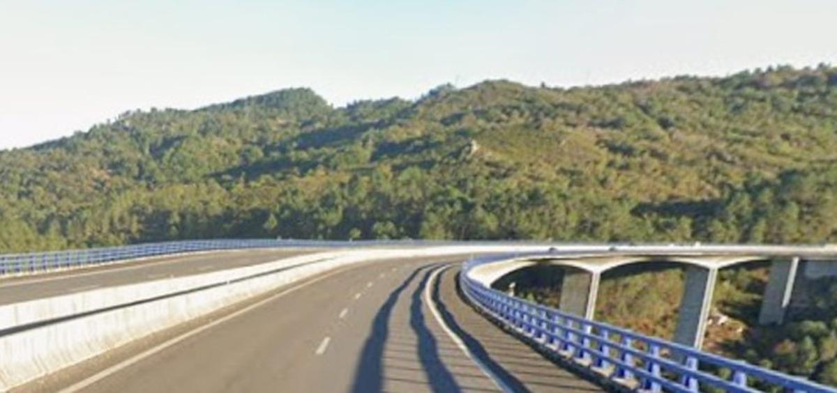 Viaducto sobre el río Barbantiño en la AG-53, entre Punxín y Amoeiro. | GM