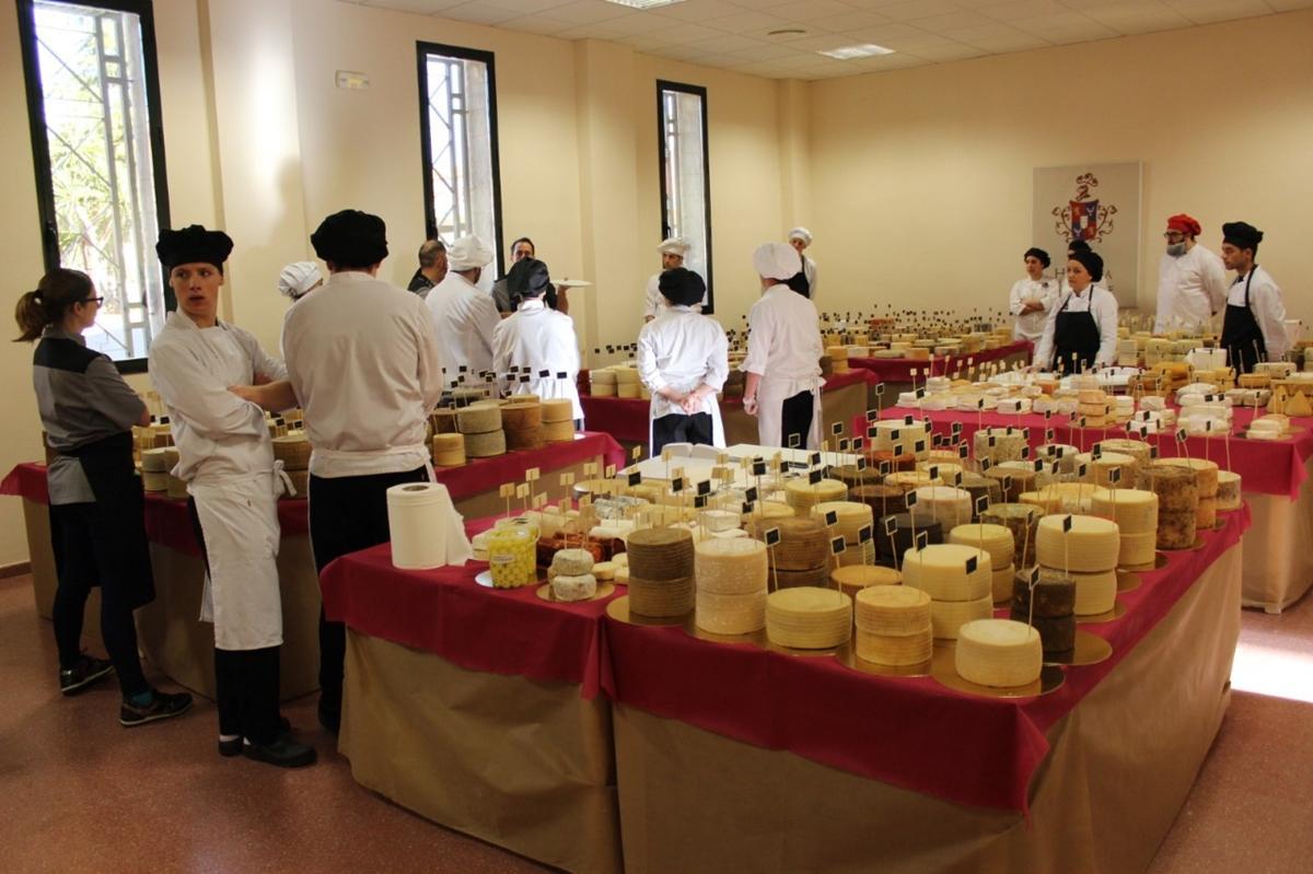 Los asistentes podrán degustar de más de 70 quesos.