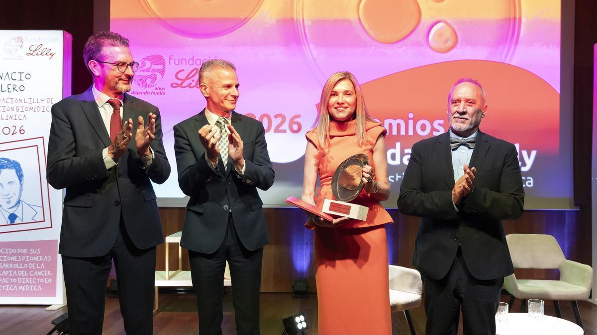 La zamorana María Victoria Mateos con el reconocimiento.