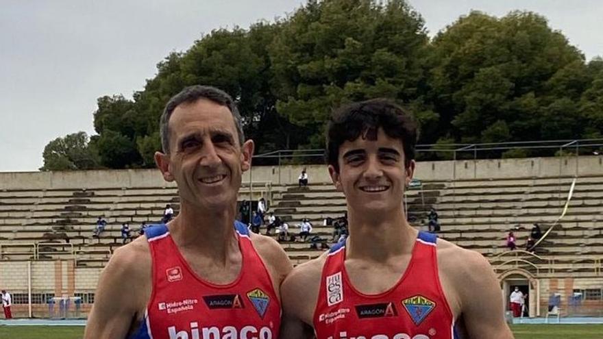 Carlos y Pol Oriach, padre e hijo, han compartido pista en Monzón.