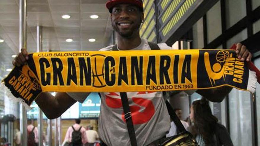 Rasual Butler, a su llegada a Gran Canaria. i  LUIS DEL ROSARIO