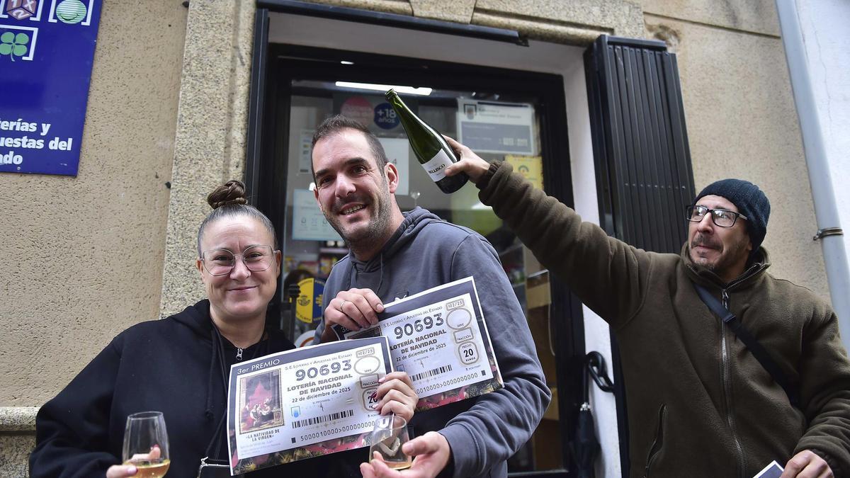 La Despensa del Barrio, en Jerte, reparte nueve décimos del tercer premio de la Lotería de Navidad, el número 90.693.