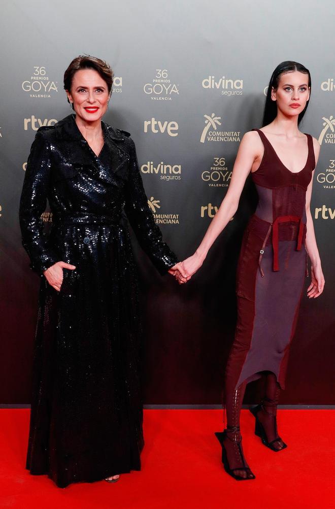 Aitana Sánchez-Gijón y Milena Smit, ambas nominadas a mejor actriz de reparto en los Premios Goya 2022 por 'Madres paralelas'