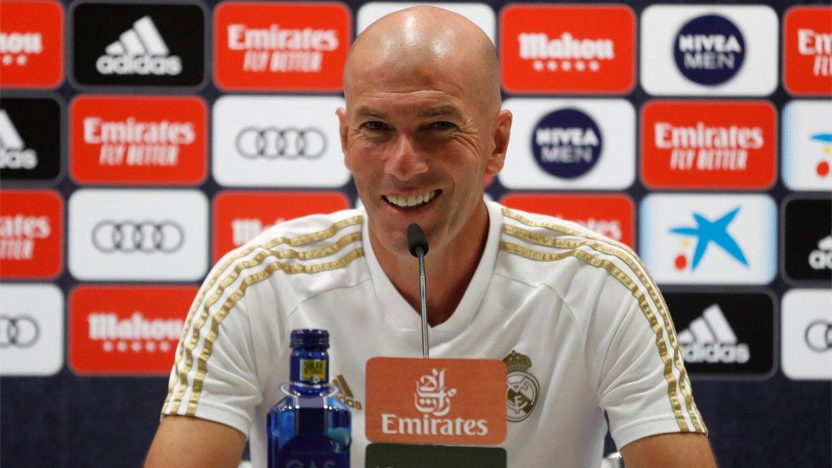 Zinedine Zidane, entrenador del Real Madrid, en rueda de prensa en Valdebebas