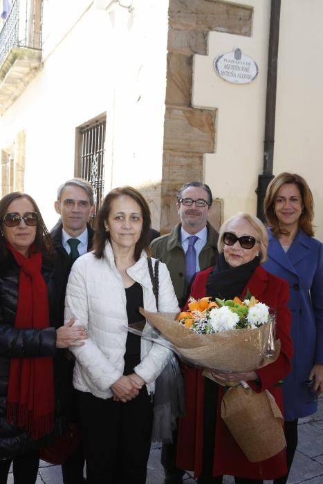 Plazoleta en Gijón con el nombre de Agustín Antuña