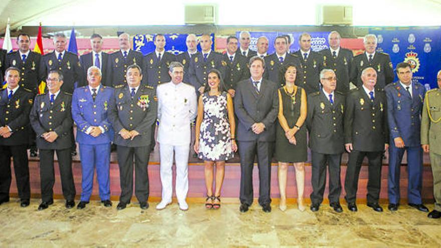 Ganadores de las medallas al mérito policial