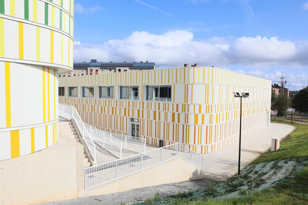 Así es el instituto más caro de Asturias: un recorrido por el IES Margarita Salas de La Corredoria