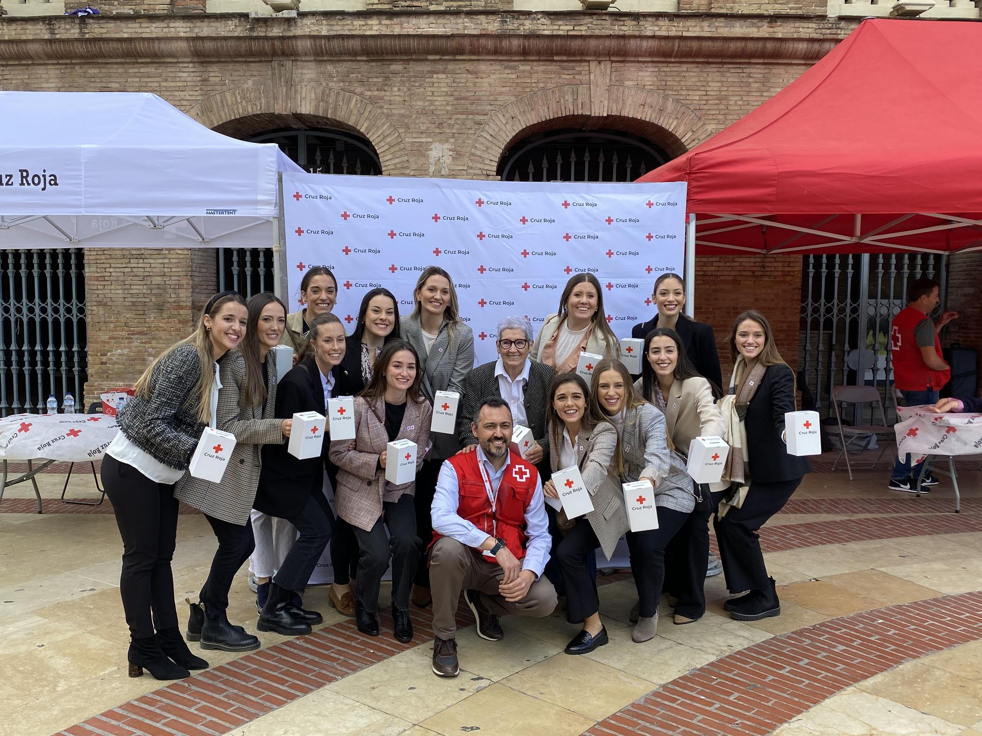 Vuelve un clásico: Laura y la corte, la voluntad para la Cruz Roja