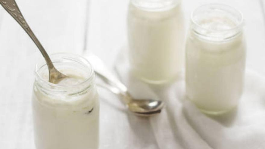 3 yogures saludables para incorporar a tu alimentación si quieres adelgazar