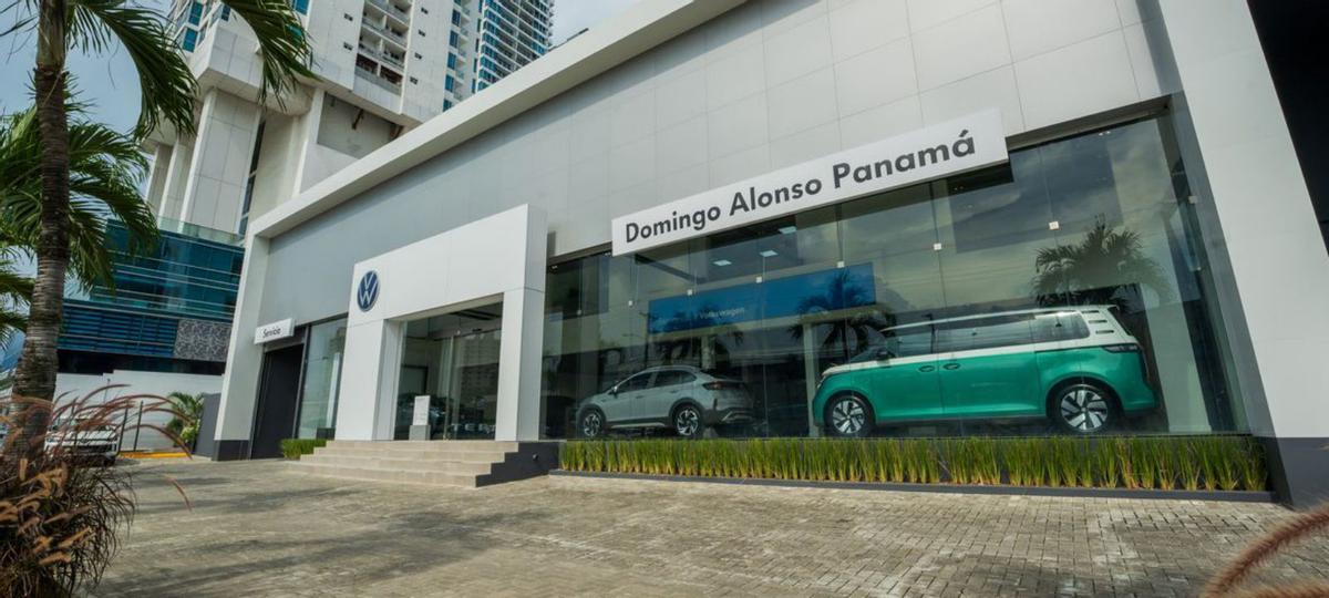 Primer concesionario de Domingo Alonso, ubicado en la calle León y Castillo de Las Palmas de Gran Canaria. |