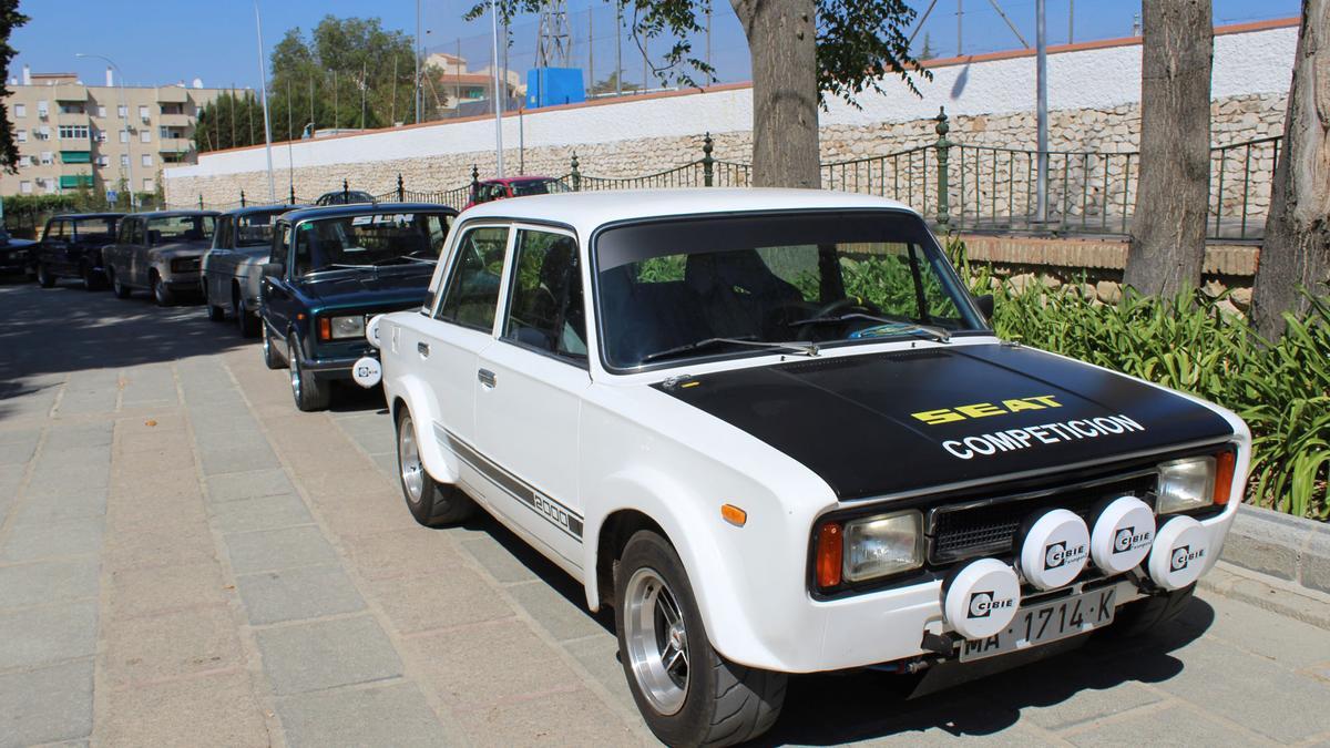 Concentración de coches clásicos en Antequera