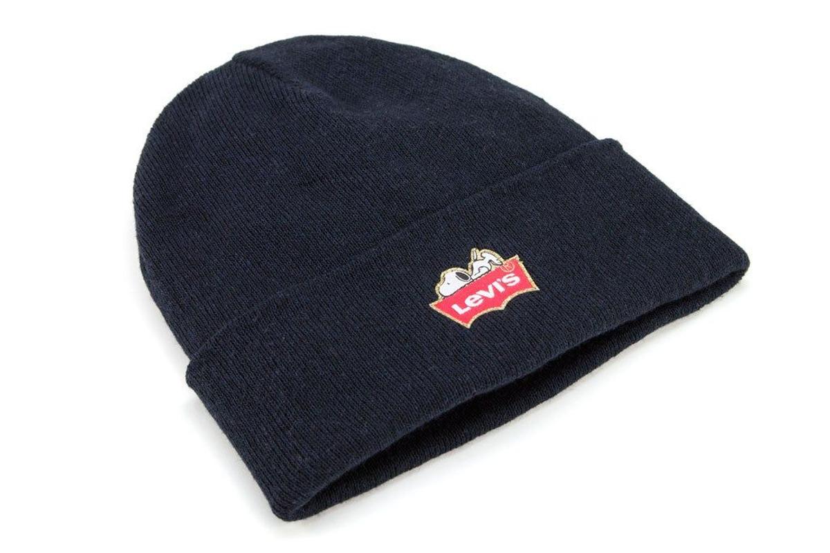 Gorrito azul marino de Levi's x Peanuts