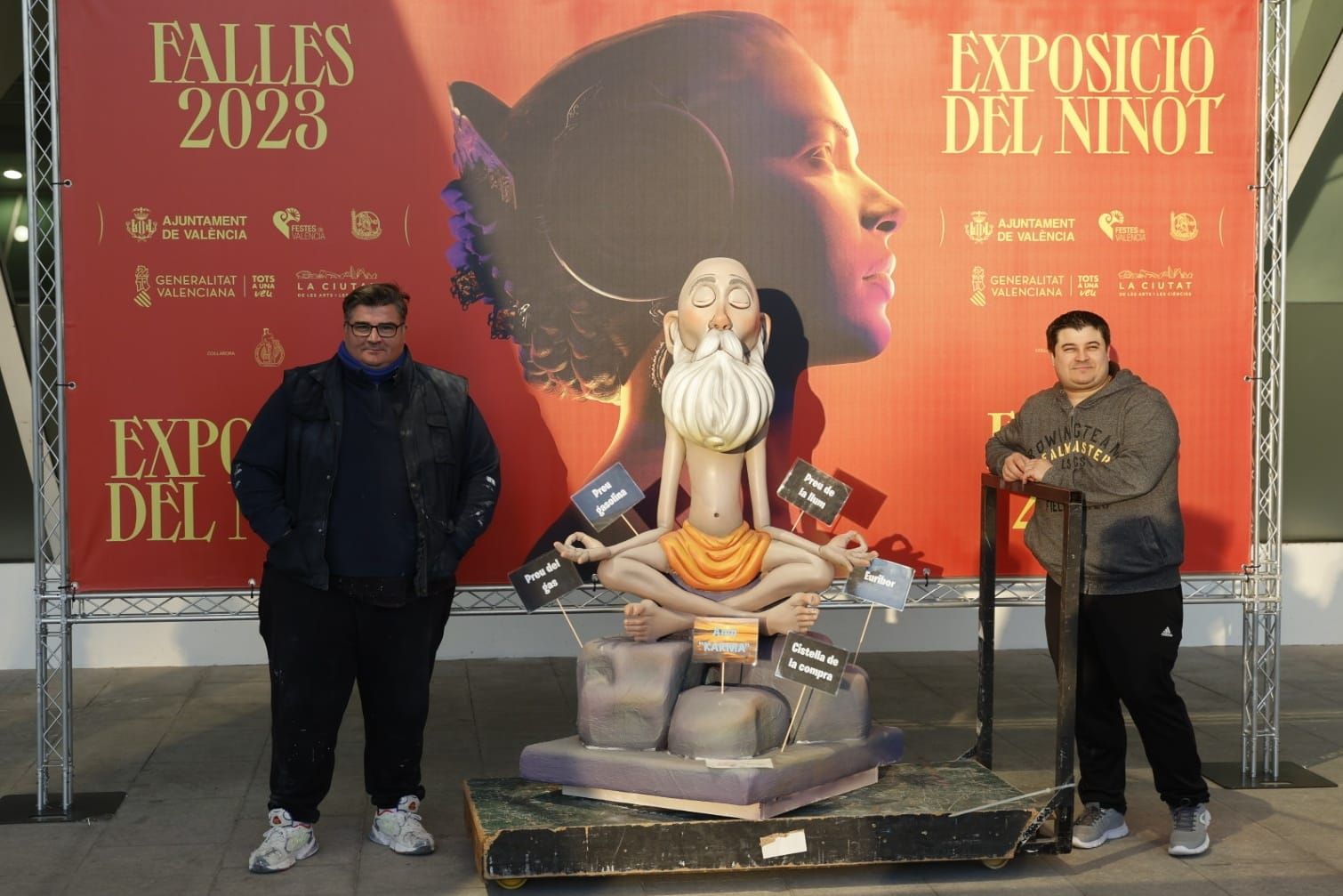 Fallas 2023 | Entrega de Ninots a la Exposición (sesión lunes por la tarde)