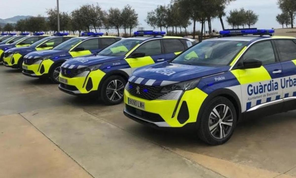 Vehículos de la Guardia Urbana de Badalona