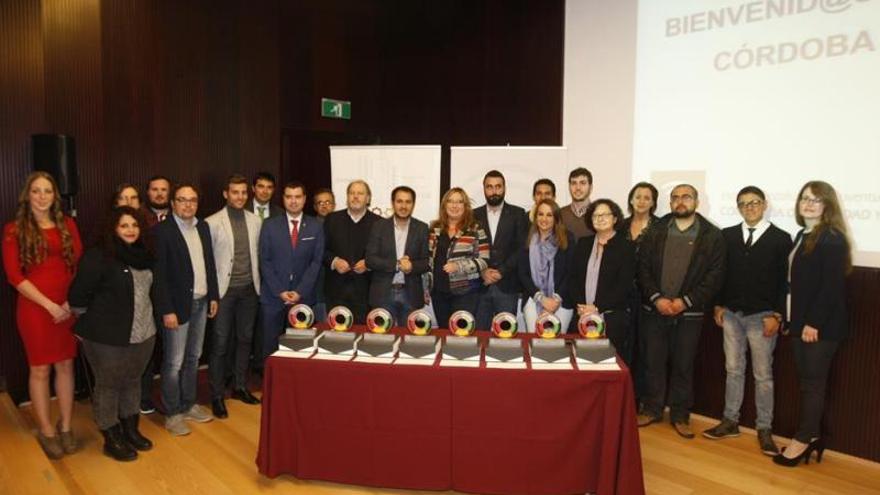 El IAJ premia al suplemento de deporte base &#039;La Cantera&#039;