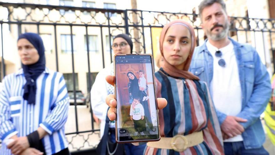 En busca de asilo urgente en Murcia: &quot;Mi hermana está sola en mitad de la guerra en Gaza con dos hijos&quot;