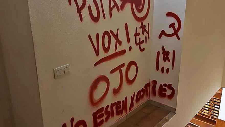 Pintades al local de Vox