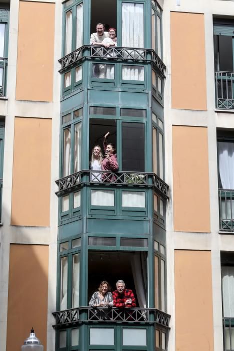 Así pasan los vecinos de Gijón la cuarentena