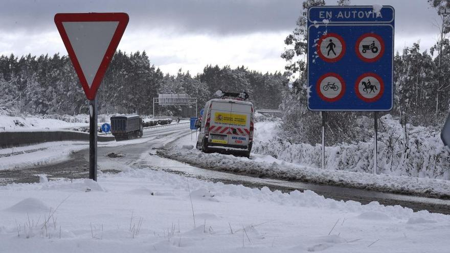 Nieve en el interior. // V. Echave