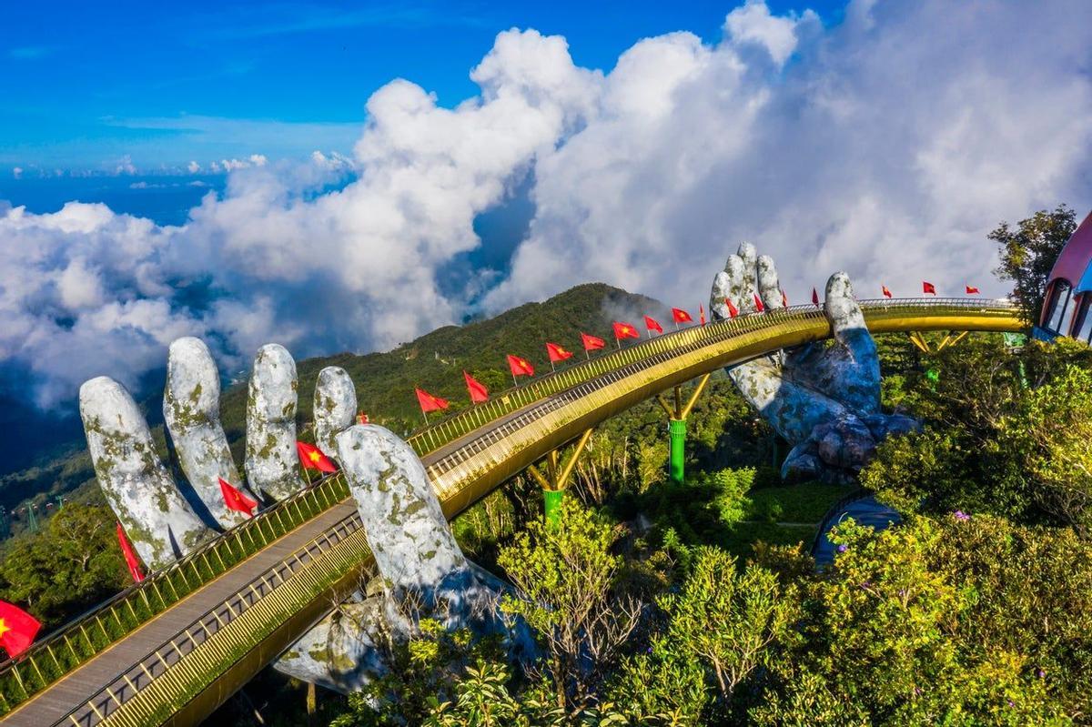 Golden Bridge, Vietnam, 10 países legendarios