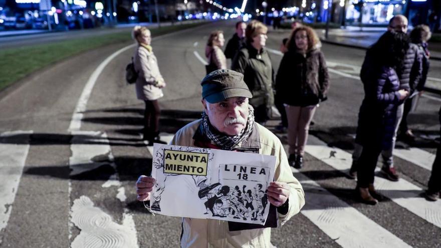 Protestas bus Nuevo Gijón línea 18