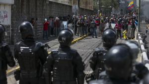 Disturbios en el centro de Quito durante noveno día de protestas en Ecuador