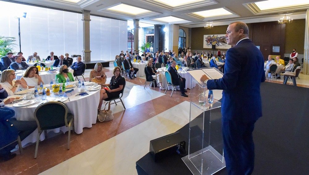 Augusto Hidalgo, en el Foro de Prensa Ibérica en Canarias