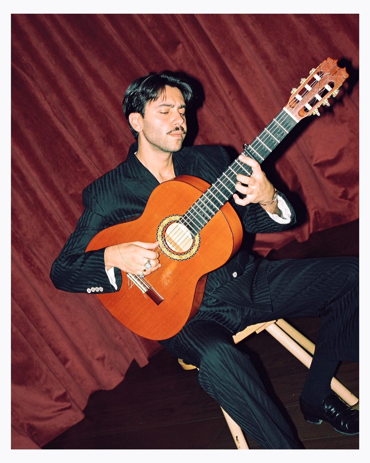 El guitarrista alicantino Yerai Cortés