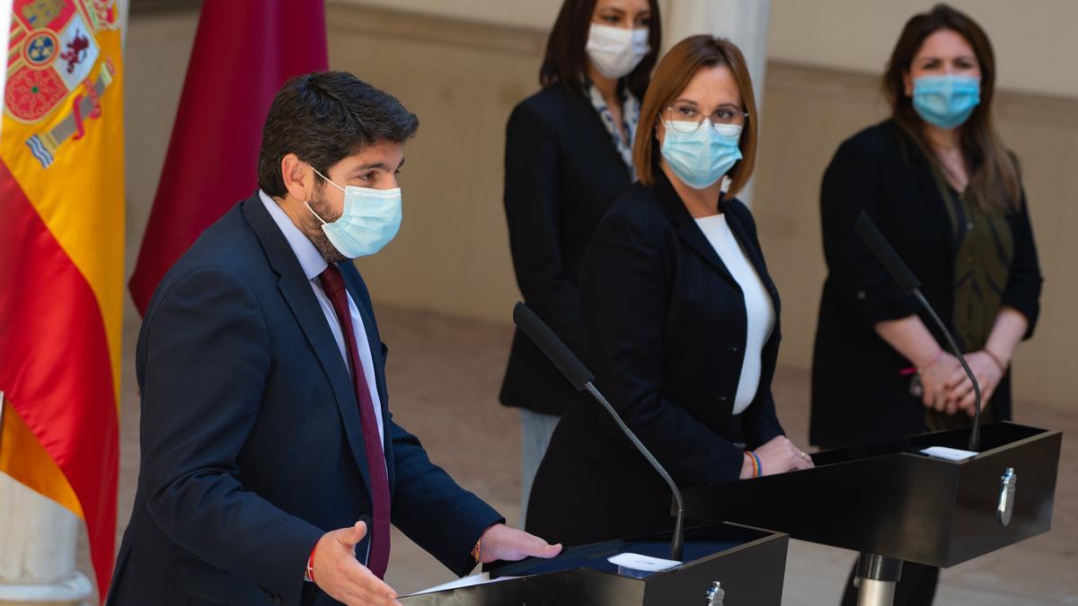 El presidente de Murcia lleva al fracaso la moción de censura de Ciudadanos