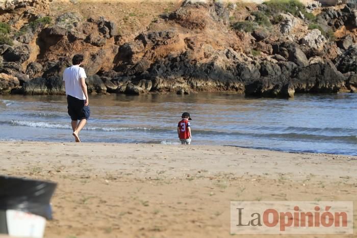 Primer día de paseos al aire libre en Mazarrón