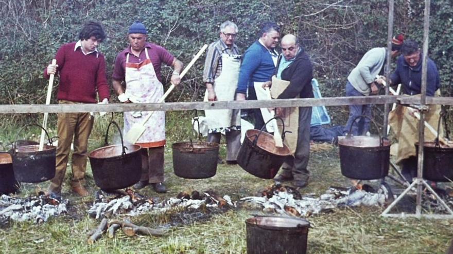 Els Pencaires de Sant Pere Pescador guarden la «Sopa» en el rebost