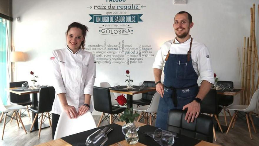 Cristina Cánovas y Diego Aguilar, en la sala de Palodú.