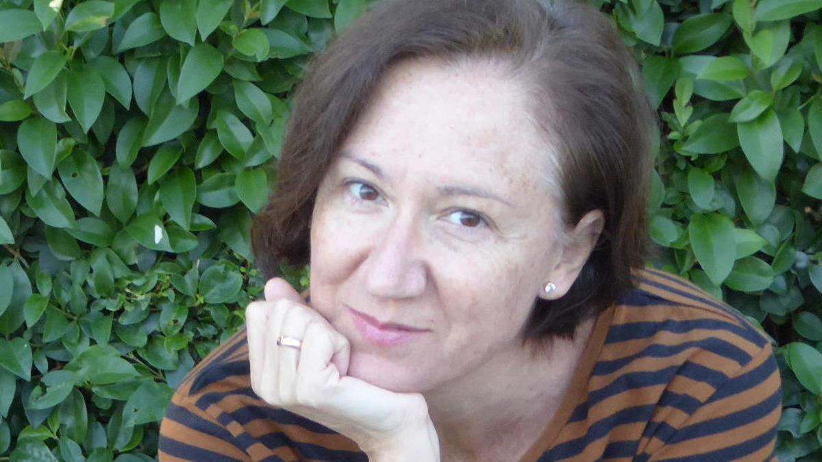 La escritora malagueña Isabel Bono.