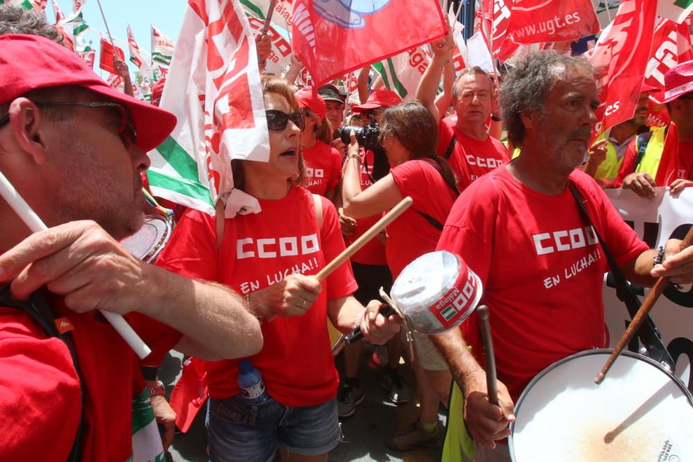 La manifestación convocada por CCOO y UGT, que comenzaba a mitad de semana en Marbella, llegaba este viernes a su meta