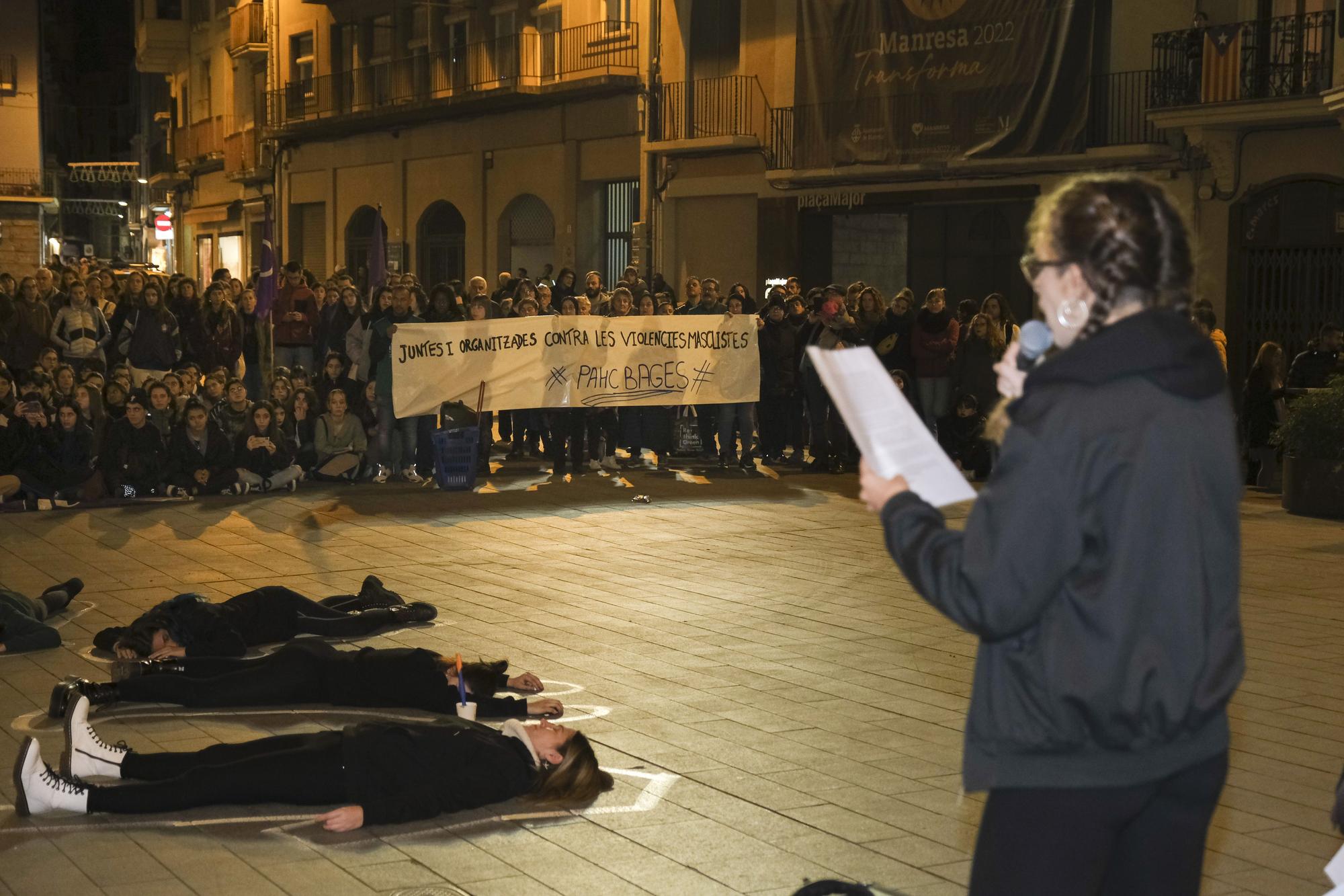 Manresa clama contra la violència masclista, en fotos