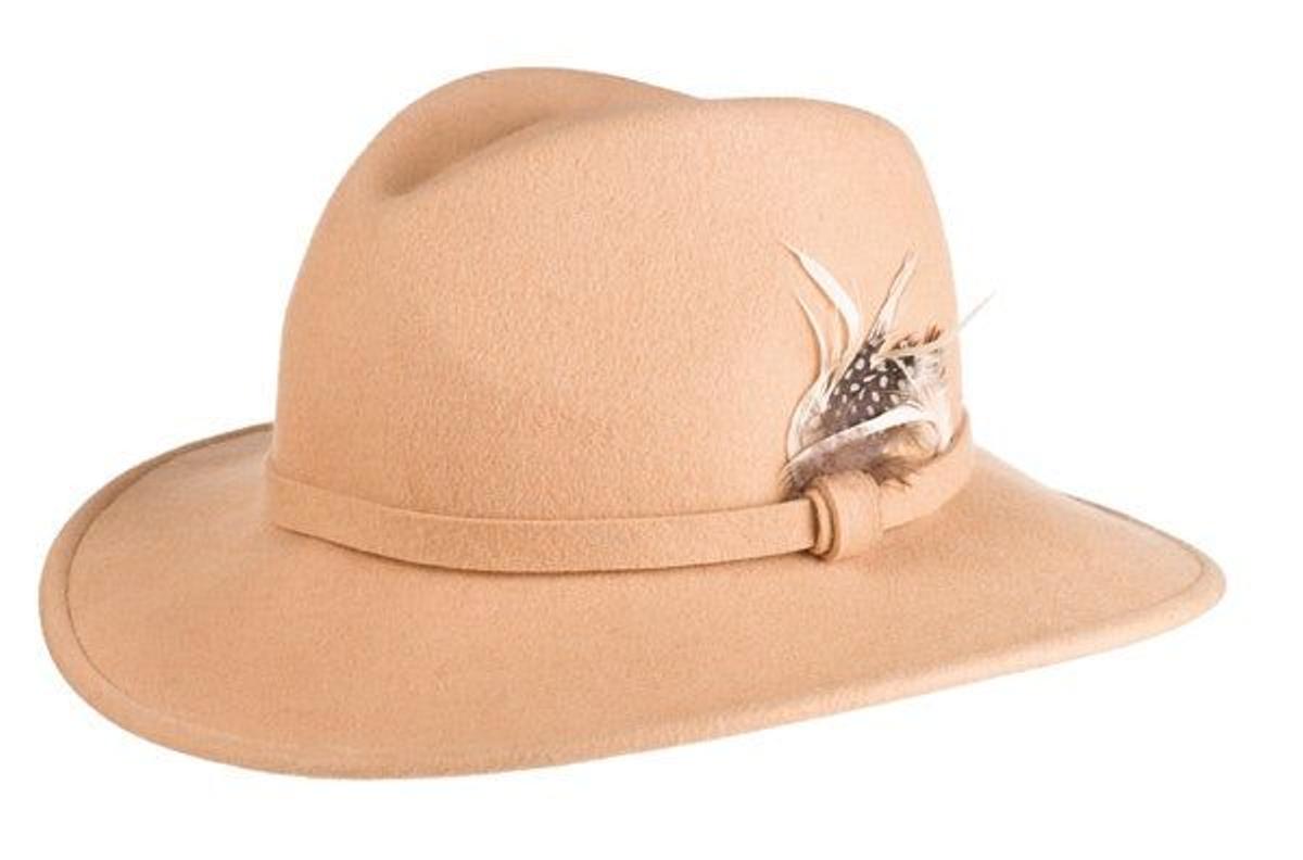 Sombrero de Accesorize 40 euros