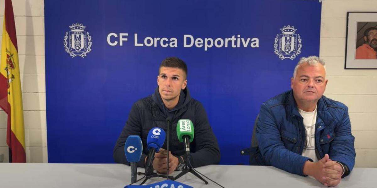 Ramón Arcas durante su presentación como jugador del Lorca Deportiva el pasado 22 de enero.