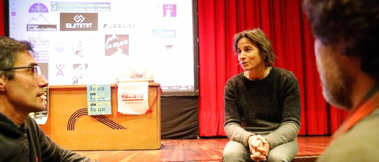 Nuria Domínguez, ayer, antes de su charla en Avilés.