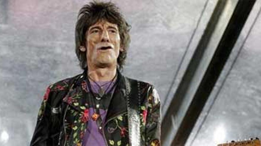 El guitarrista de los Rolling Stones rememora los excesos con las drogas y el alcohol