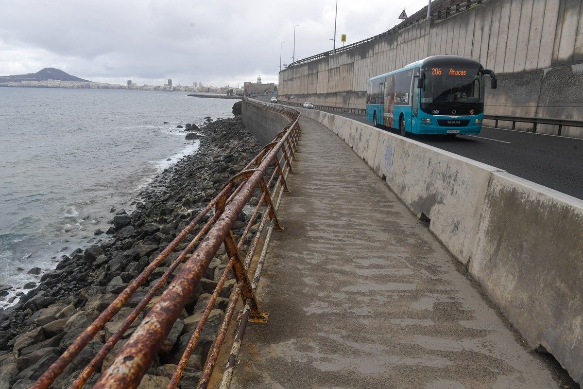 Estado de abandono de la zona de El Atlante