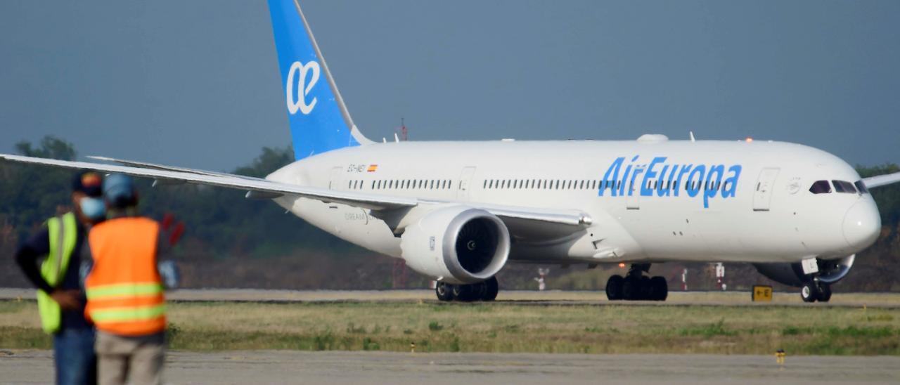 Air Europa pierde 427,7 millones en 2020 y prevé una ayuda adicional