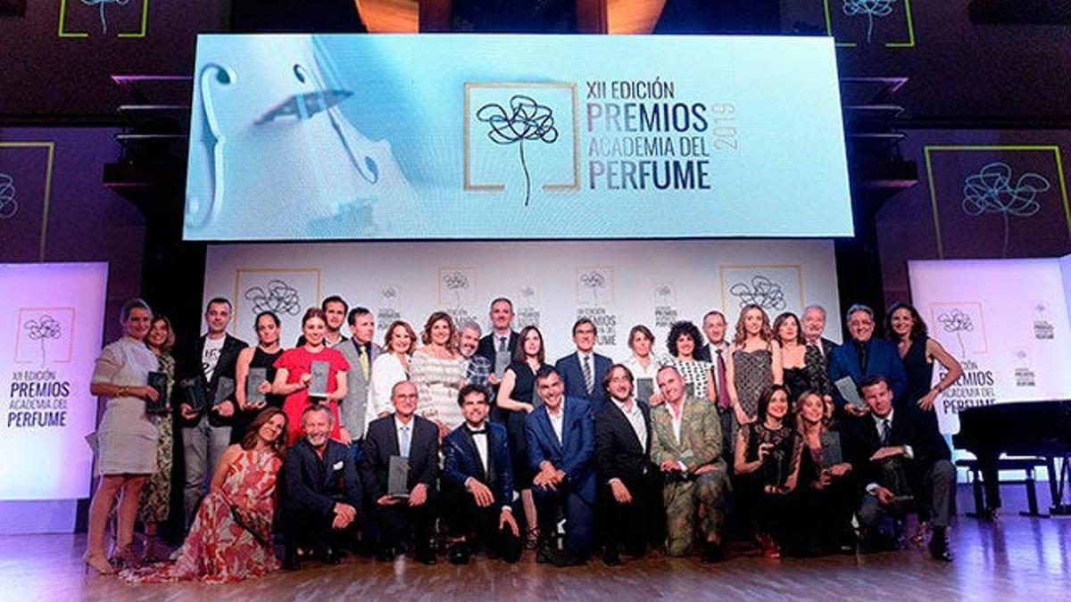 La Academia del Perfume entrega sus premios a los Mejores Perfumes del Año  - Cuore