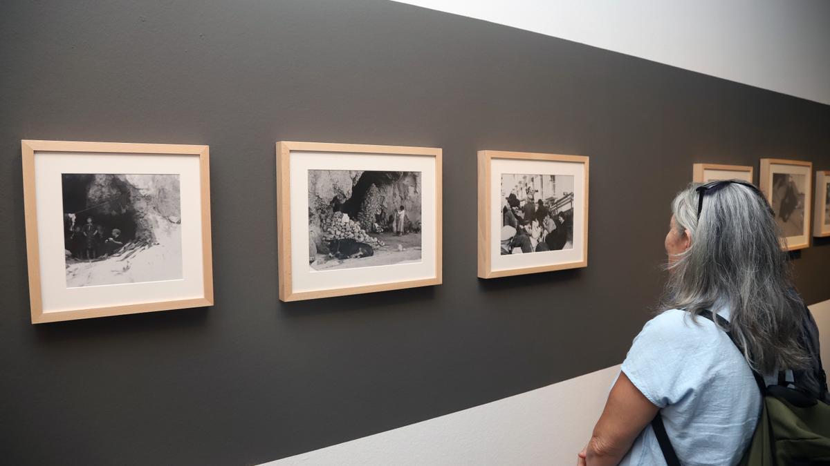 Exposición fotográfica ‘La Desbandá, 1937. De Málaga a los Pirineos’, en el centro cultural Fundación Unicaja