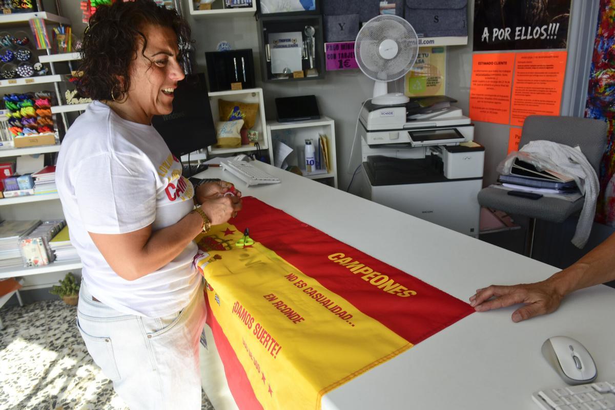 R CONDE CAMISETAS BORDADAS SELECCION ESPANOLA