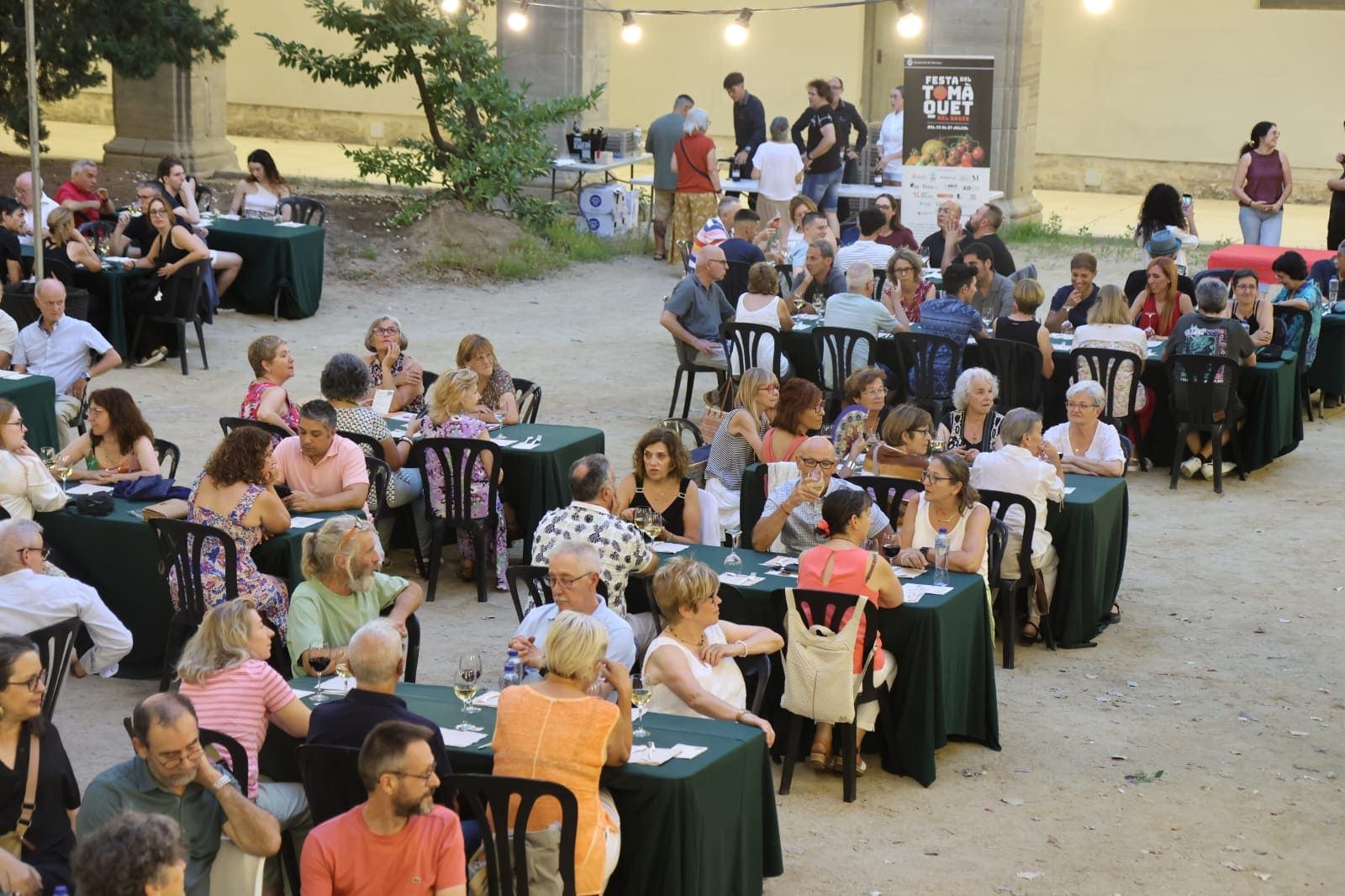 Les millors imatges del sopar de la Festa del Tomàquet, a Manresa