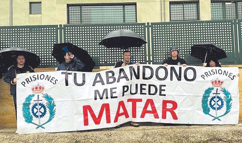 Funcionarios protestan por la visita del secretario de Instituciones Penitenciarias.