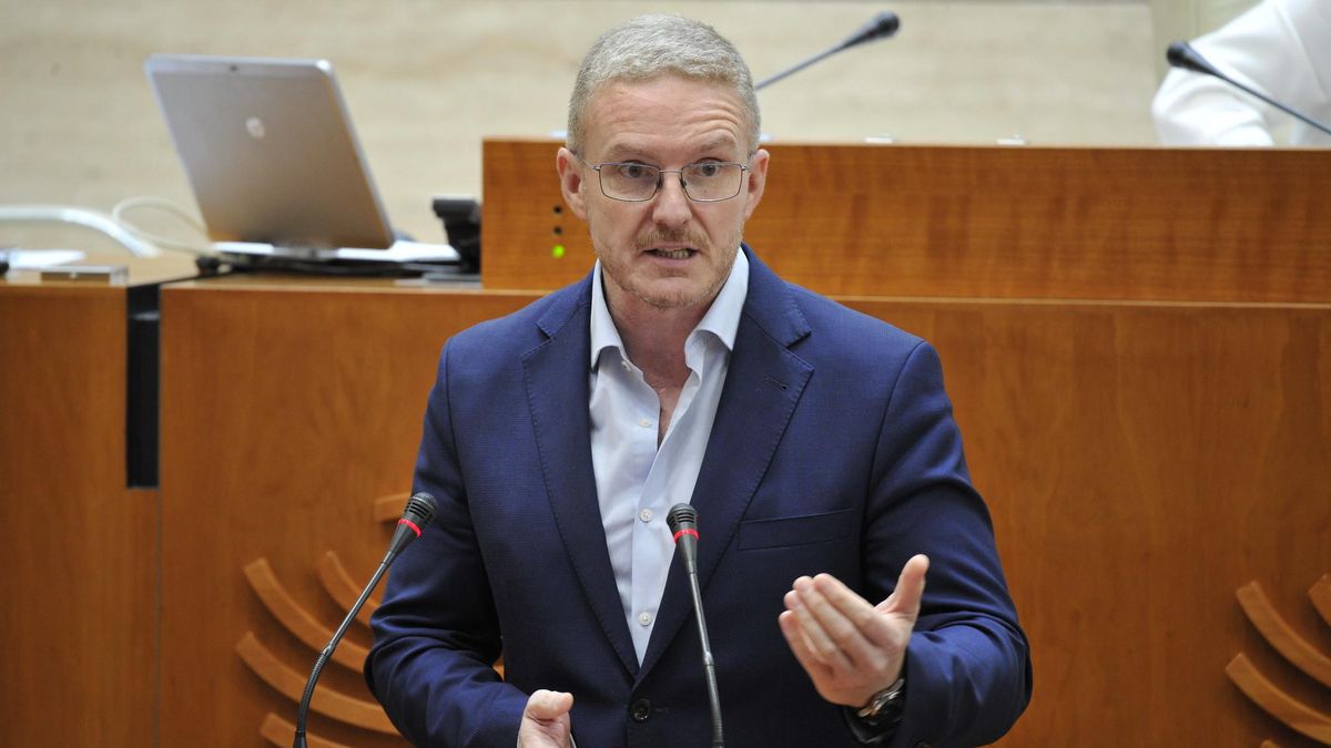 Fernando Rodríguez, diputado del Grupo Socialista, en la Asamblea de Extremadura este miércoles.