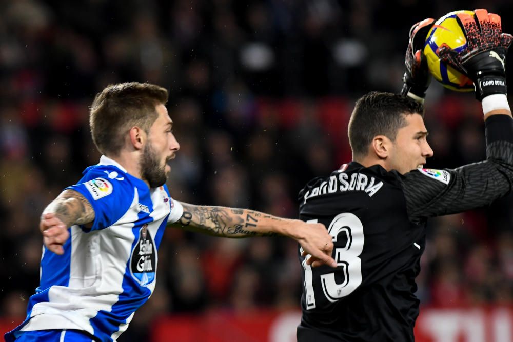 El Dépor cae 2-0 en Sevilla